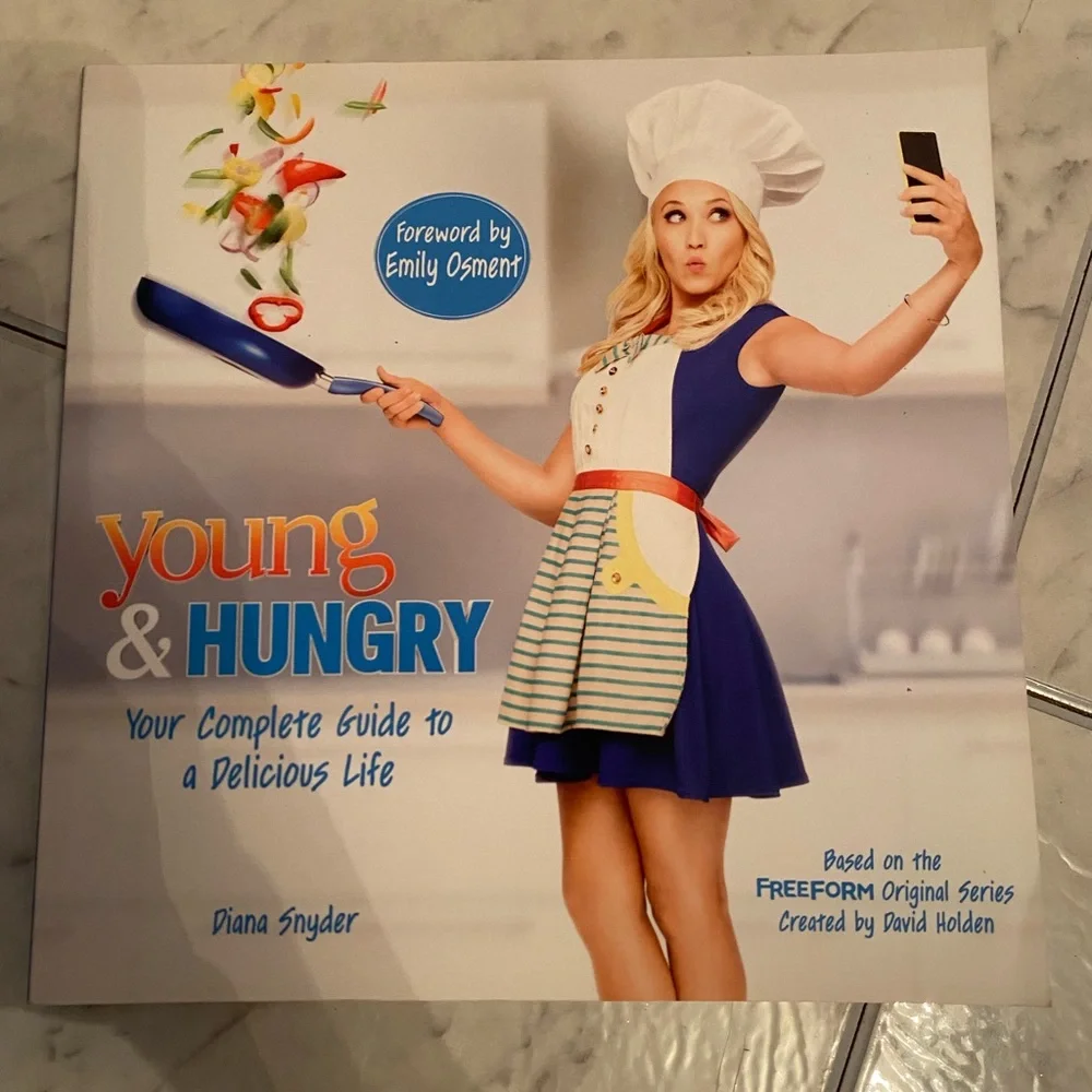Young & Hungry: Your Complete Guide to a Delicious Life Book 👩‍🍳 brand new